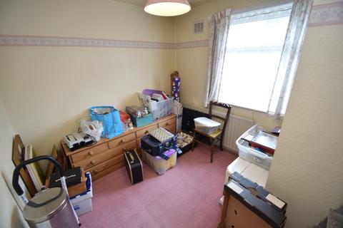 62 Owlet Road, Shipley, BD18 2LT