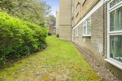 3, Camberley Court Blackbush Close, Sutton, SM2 6BB