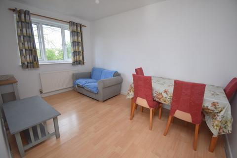 2 bedroom flat to rent, Brookland Road, Langport TA10