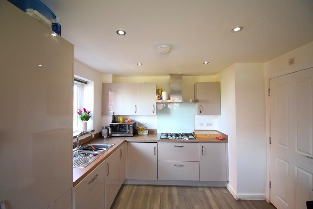 Zander Grove, Bedford MK40 4 bed townhouse for sale £425,000