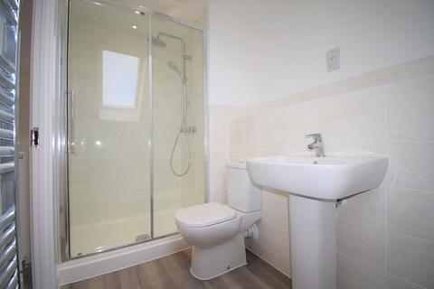 6 Zander Grove, Biddenham, Bedford, MK40 4UY