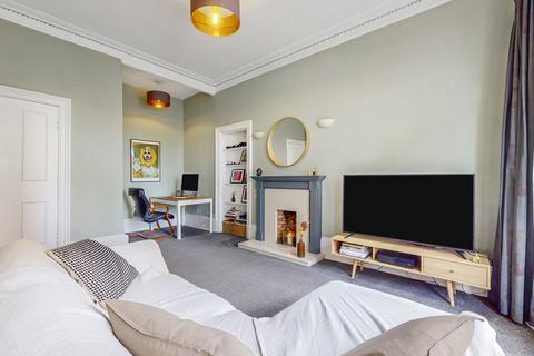 2 bedroom flat for sale, Cathcart Road, Glasgow G42