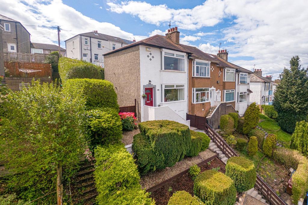 Randolph Drive, Clarkston, Glasgow... 2 bed terraced house for sale £180,000