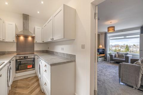 108 Randolph Drive, Clarkston, Glasgow, G76 8AP