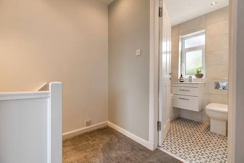 108 Randolph Drive, Clarkston, Glasgow, G76 8AP