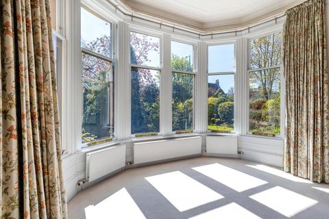 330a Albert Drive, Glasgow, G41 5HH