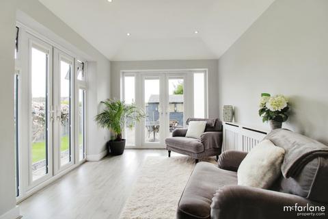 3 bedroom terraced house for sale, Lyndhurst Crescent, Swindon SN3