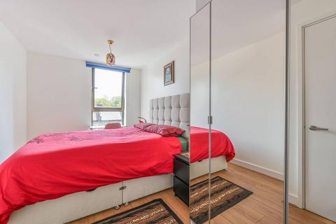 1 bedroom flat to rent, Petergate, Battersea, London, SW11