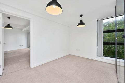 2 bedroom flat to rent, 1 Channelsea Road, London E15