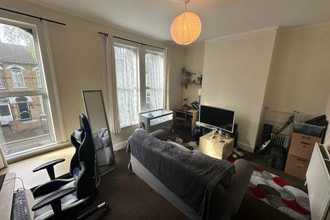 1 bedroom flat to rent, First Floor Flat, Walthamstow E17
