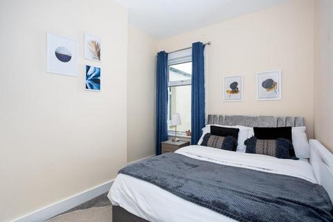 5 bedroom terraced house for sale, Beresford Road, Southend-on-Sea SS1