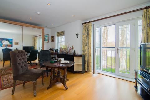 5 bedroom house for sale, Barker Close, Richmond
