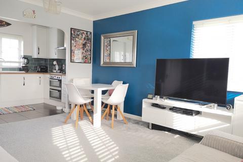 2 bedroom apartment for sale, Chelmer Road, Chelmsford, Essex, CM2