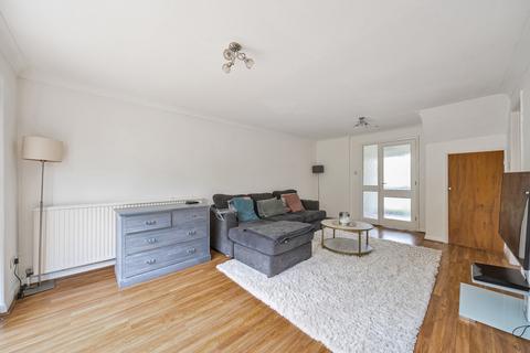4 bedroom detached house for sale, Woking, Surrey GU22