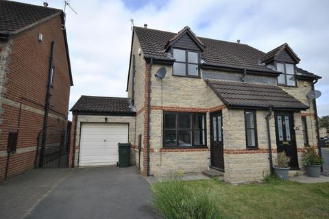 2 bedroom semi-detached house to rent, West Green Drive, Doncaster DN3