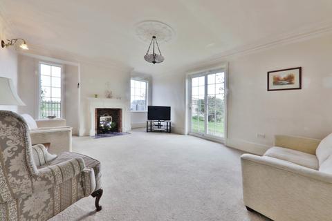 5 bedroom detached house for sale, Staithes Road, Preston, Hull, HU12 8TH