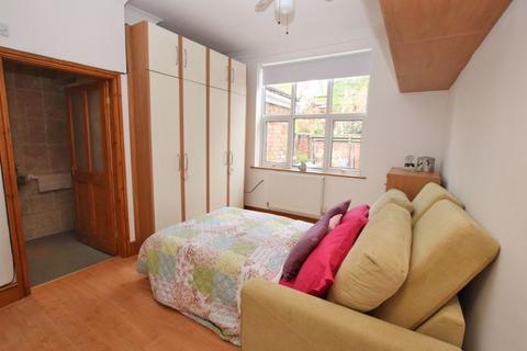 1 bedroom ground floor flat for sale, ABBEY PARK ROAD, GRIMSBY