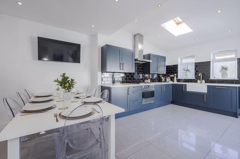 Knoll Road, Sidcup, DA14 4QT 3 bed semidetached house for sale £600,000
