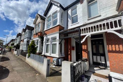 Beedell Avenue, Westcliff-On-Sea