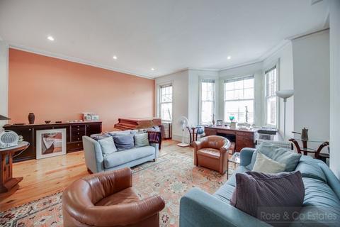 3 bedroom triplex for sale, Goldhurst Terrace, South Hampstead  London