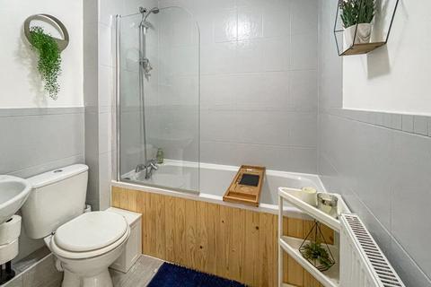 16 Rostron Close, West End, Southampton, SO18 3AF