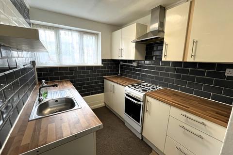 2 bedroom ground floor maisonette for sale, Sonia Gardens, Hounslow