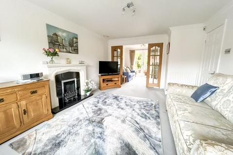 2 Chestnut Close, Streetly, Sutton Coldfield, B74 3EF