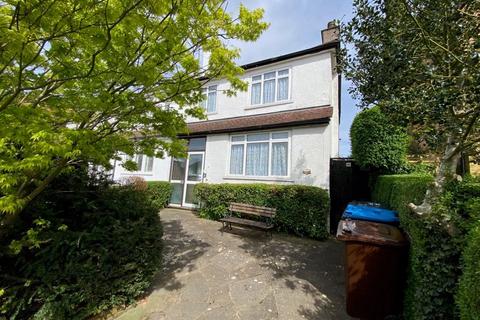 3 bedroom end of terrace house for sale, Eldon Road, Caterham on the Hill