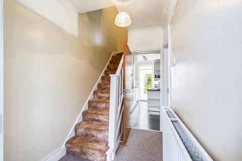 30 Eldon Road, Caterham, CR3 5JR