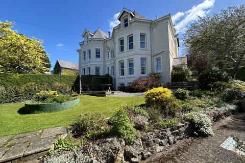 Preswylfa Alexandra Park, Penmaenmawr, LL34 6YH