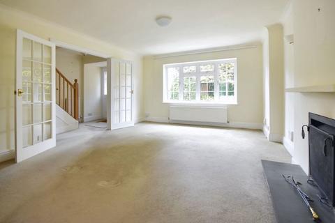 3 bedroom detached house for sale, Oxenden Road, Farnham