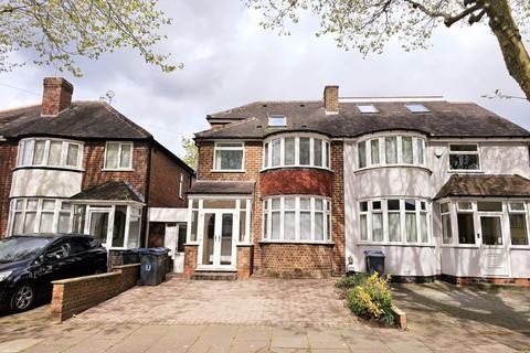 4 bedroom semi-detached house for sale, Dunvegan Road, Erdington, Birmingham, B24 9HH
