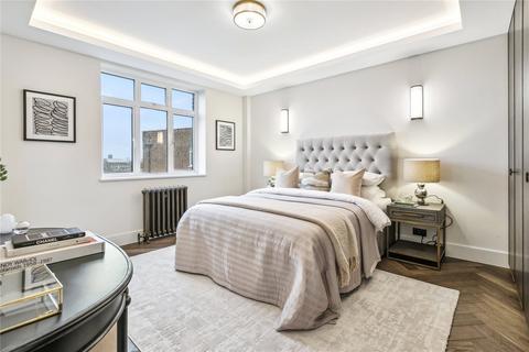 4 bedroom flat for sale, Melton Court, Onslow Crescent, London