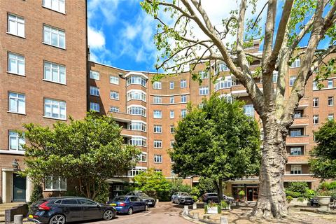 4 bedroom flat for sale, Melton Court, Onslow Crescent, London