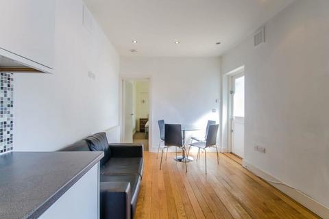 2 bedroom flat to rent, Thane Villas, Holloway, London