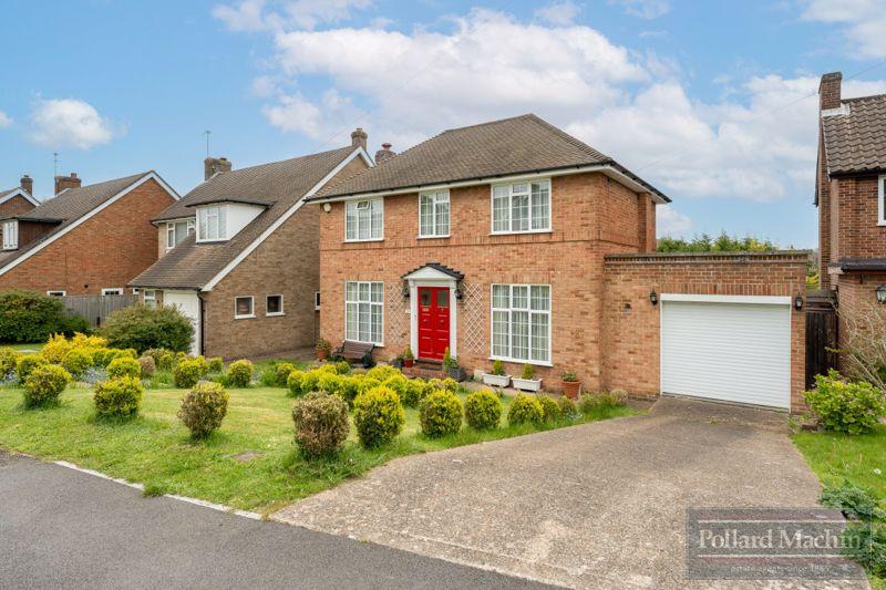 Ellenbridge Way, Sanderstead 3 bed detached house for sale £650,000