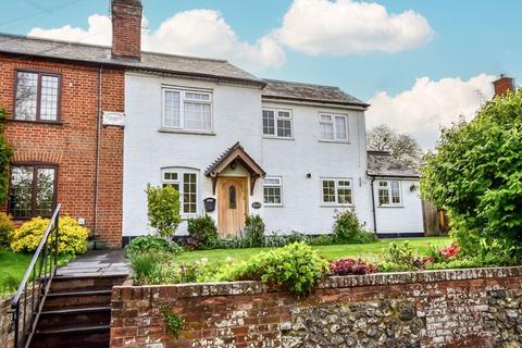 3 bedroom terraced house for sale, Bois Moor Road, Chesham