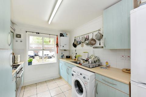 3 bedroom mews for sale, Louisa Close, London E9