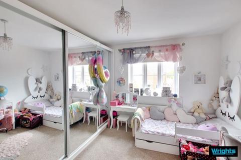 3 Falcon Drive, Trowbridge, BA14 7GE