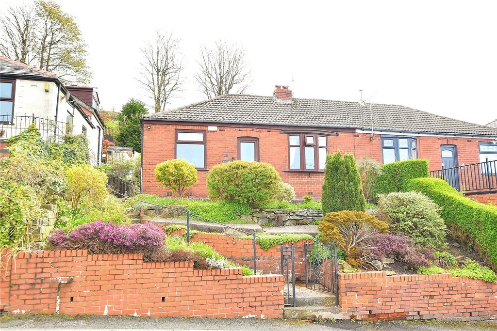 Tonacliffe Road, Whitworth, Rochdale... 1 bed semidetached bungalow
