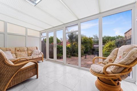 133 Bridgewood Road, Worcester Park, KT4 8XT