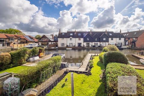 3 bedroom terraced house for sale, The Rhond, Norwich NR12