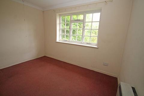Brackens Cranborne Road, Cripplestyle, Fordingbridge, SP6 3DT