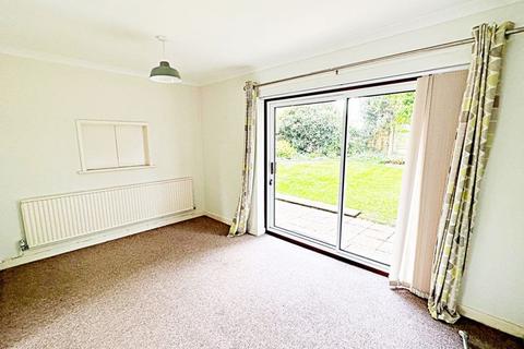 4 Avon Green, Wyre Piddle, Pershore, WR10 2JE