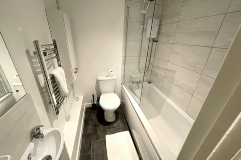 Studio to rent, Durley Gardens, Bournemouth