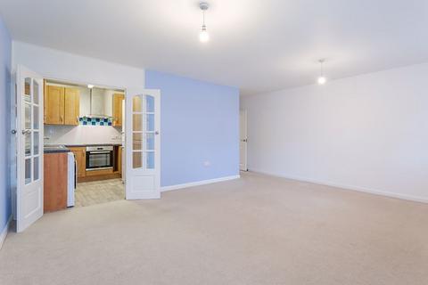 Flat 3, 17 Lancaster Way, Worcester Park, KT4 8HF