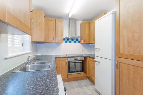 Flat 3, 17 Lancaster Way, Worcester Park, KT4 8HF