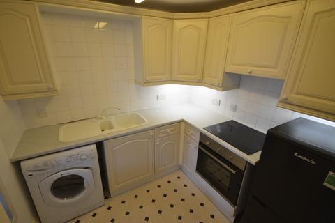 2 bedroom apartment to rent, Park Place, Clifton