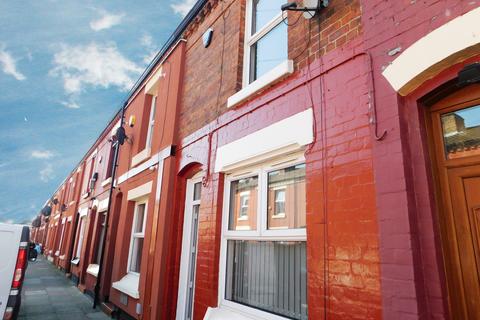 2 bedroom terraced house to rent, Greenleaf Street, Liverpool, L8