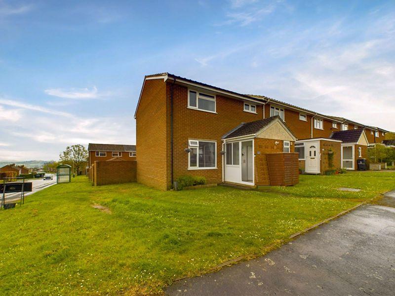 1 Henley View, Crewkerne 3 bed house for sale £240,000